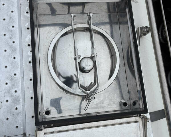 Сірий Tecnokar T3-SP38, об'ємом двигуна 0 л та пробігом 0 тис. км за 70000 $, фото 6 на Automoto.ua