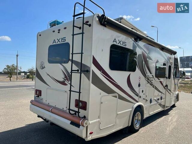 Белый Thor Axis, объемом двигателя 6.76 л и пробегом 35 тыс. км за 66500 $, фото 7 на Automoto.ua