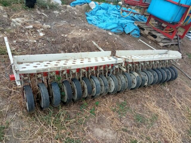 Красный Tume 2.5, объемом двигателя 0 л и пробегом 0 тыс. км за 2900 $, фото 6 на Automoto.ua