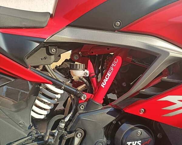TVS Apache RR310, объемом двигателя 0 л и пробегом 3 тыс. км за 4800 $, фото 7 на Automoto.ua