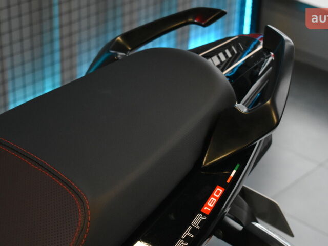 купить новое авто TVS Apache RTR180 2025 года от официального дилера Вояж Motorsports TVS фото