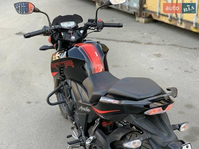 Чорний TVS Apache RTR 200, об'ємом двигуна 0.2 л та пробігом 4 тис. км за 1933 $, фото 10 на Automoto.ua