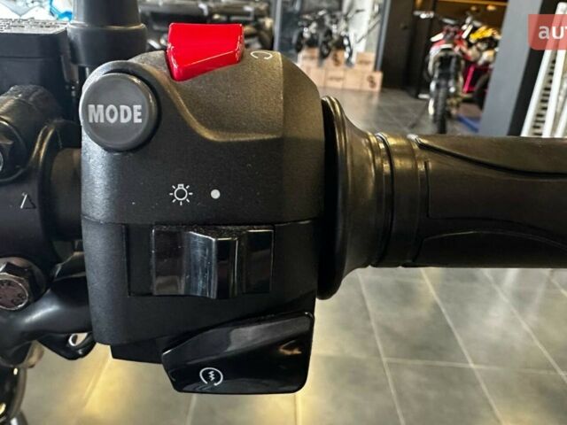 купить новое авто TVS Apache RTR 200 2025 года от официального дилера Вояж Motorsports TVS фото