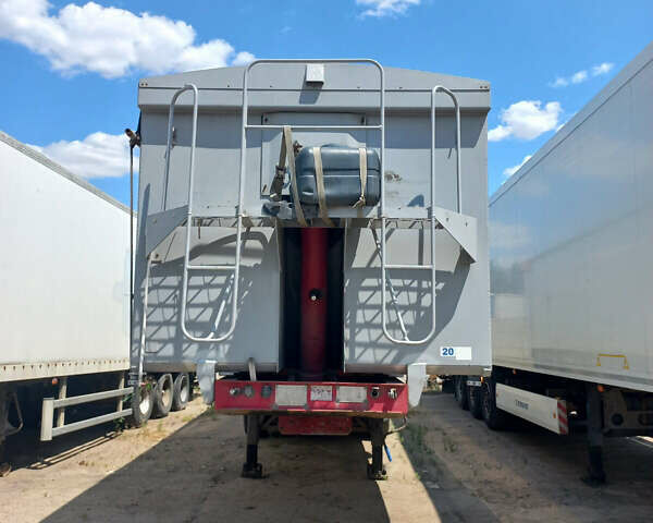 Красный United Trailers 608777, объемом двигателя 0 л и пробегом 300 тыс. км за 19500 $, фото 1 на Automoto.ua