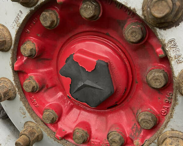 United Trailers 804277, об'ємом двигуна 2.45 л та пробігом 200 тис. км за 10600 $, фото 4 на Automoto.ua