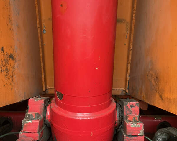 United Trailers 804277, об'ємом двигуна 2.45 л та пробігом 200 тис. км за 10600 $, фото 3 на Automoto.ua