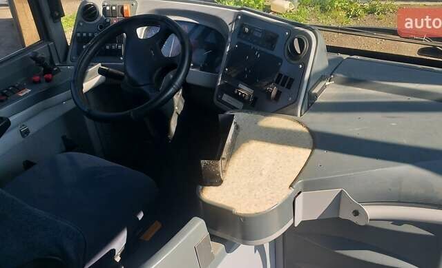 VDL Ambassador, объемом двигателя 6.7 л и пробегом 839 тыс. км за 24500 $, фото 12 на Automoto.ua