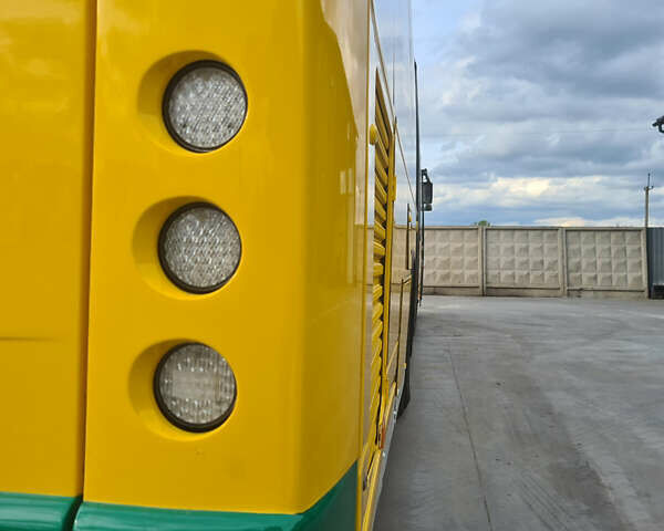 Желтый VDL Ambassador, объемом двигателя 0 л и пробегом 699 тыс. км за 32640 $, фото 5 на Automoto.ua