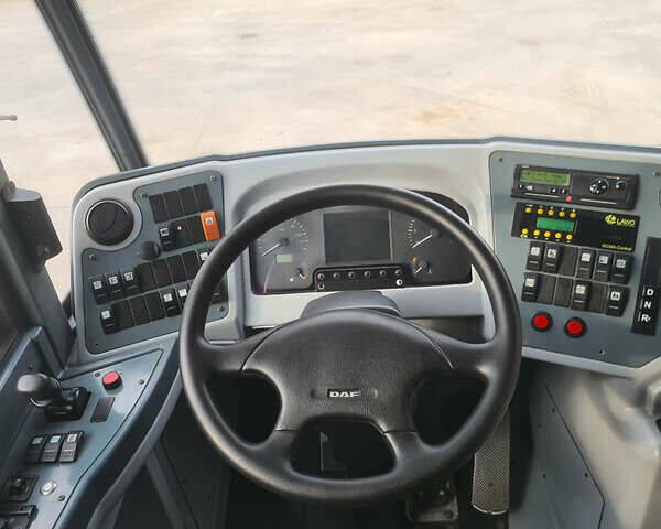 Желтый VDL Ambassador, объемом двигателя 0 л и пробегом 699 тыс. км за 32640 $, фото 9 на Automoto.ua
