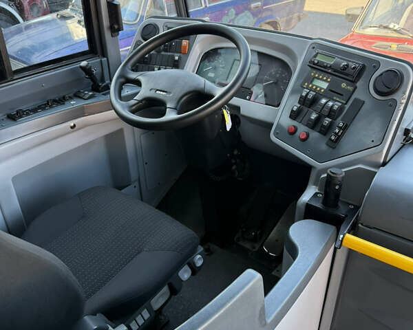 Желтый VDL Ambassador, объемом двигателя 6.7 л и пробегом 576 тыс. км за 33388 $, фото 19 на Automoto.ua
