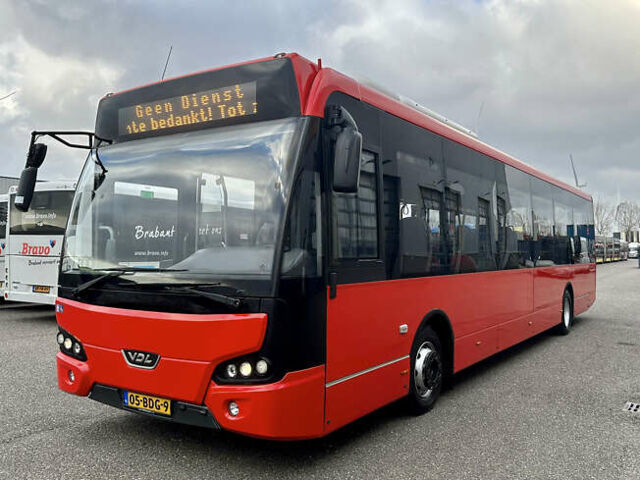 Красный VDL Citea, объемом двигателя 0 л и пробегом 700 тыс. км за 37210 $, фото 2 на Automoto.ua