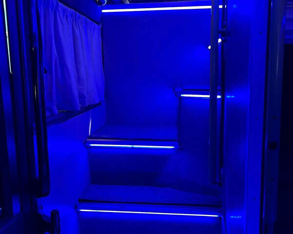 VDL Synergy 2011 у Чернівцях на Automoto.ua Синій VDL Synergy, об'ємом двигуна 0 л та пробігом 1 тис. км за 140337 $, фото 11 на Automoto.ua