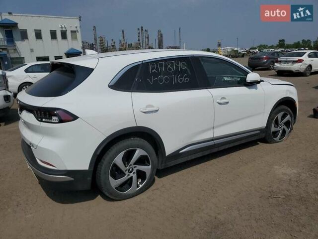 Белый VinFast VF-8, объемом двигателя 0 л и пробегом 18 тыс. км за 12500 $, фото 2 на Automoto.ua