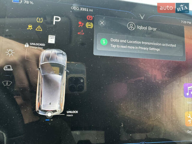 Белый VinFast VF-8, объемом двигателя 0 л и пробегом 3 тыс. км за 12999 $, фото 22 на Automoto.ua