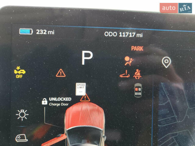 Чорний VinFast VF-8, об'ємом двигуна 0 л та пробігом 19 тис. км за 14800 $, фото 8 на Automoto.ua