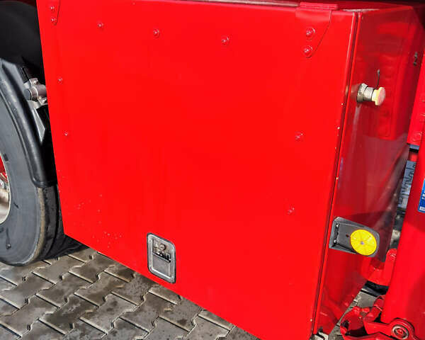 Красный Vocol GI 44, объемом двигателя 0 л и пробегом 250 тыс. км за 57500 $, фото 15 на Automoto.ua