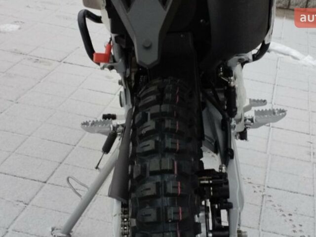 купить новое авто Voge 300 Rally 2025 года от официального дилера Corsar Voge фото