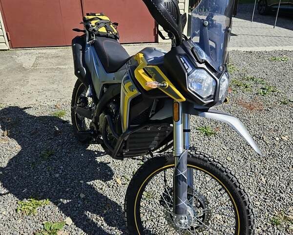 Voge 300 Rally 2024 в Дрогобыче на Automoto.ua Желтый Voge 300 Rally, объемом двигателя 0.29 л и пробегом 3 тыс. км за 3300 $, фото 5 на Automoto.ua