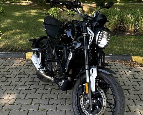 Черный Voge 300AC, объемом двигателя 0.3 л и пробегом 24 тыс. км за 1900 $, фото 2 на Automoto.ua