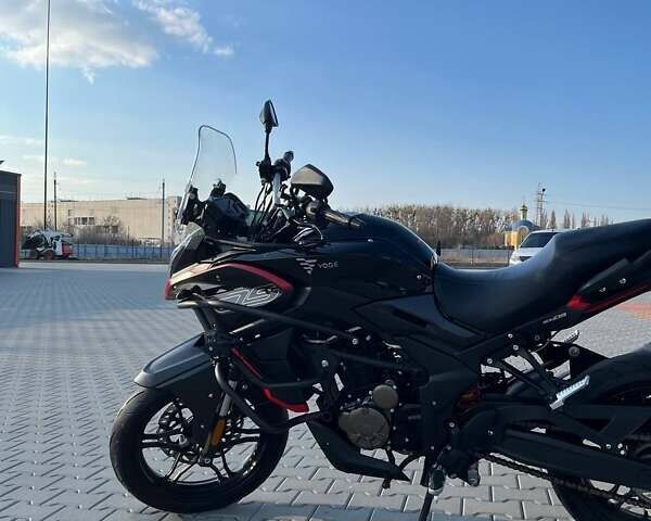 Черный Voge 300DS, объемом двигателя 0.29 л и пробегом 7 тыс. км за 2800 $, фото 1 на Automoto.ua