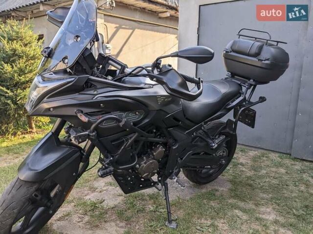 Voge 300DS, объемом двигателя 0.3 л и пробегом 11 тыс. км за 3000 $, фото 6 на Automoto.ua