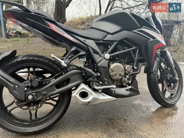 Чорний Voge 300R, об'ємом двигуна 0.29 л та пробігом 17 тис. км за 2361 $, фото 5 на Automoto.ua