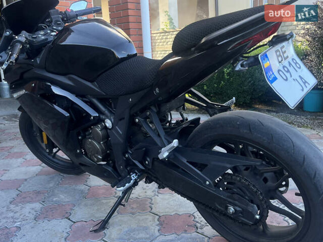 Чорний Voge 300RR, об'ємом двигуна 0.29 л та пробігом 19 тис. км за 2500 $, фото 5 на Automoto.ua