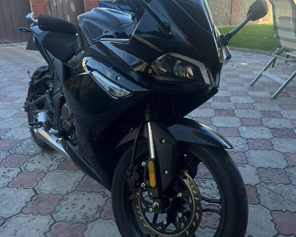 Чорний Voge 300RR, об'ємом двигуна 0.29 л та пробігом 19 тис. км за 2500 $, фото 1 на Automoto.ua