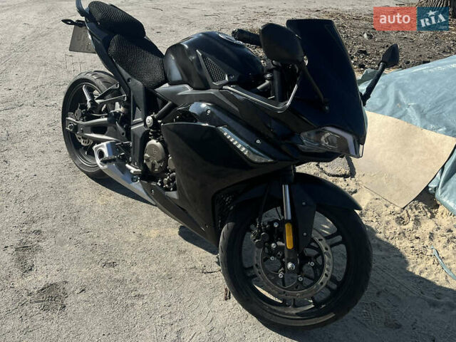 Чорний Voge 300RR, об'ємом двигуна 0.29 л та пробігом 19 тис. км за 2500 $, фото 12 на Automoto.ua