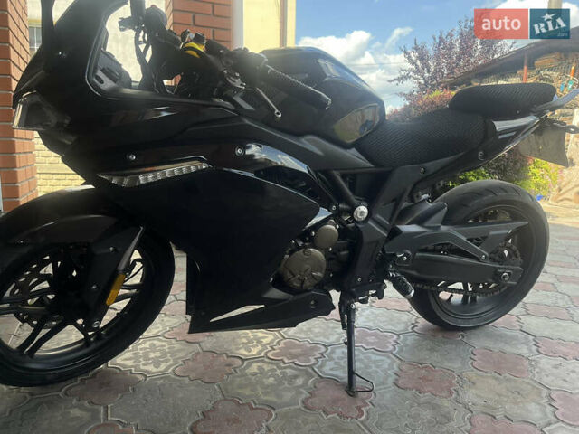 Чорний Voge 300RR, об'ємом двигуна 0.29 л та пробігом 19 тис. км за 2500 $, фото 10 на Automoto.ua