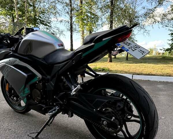 Серый Voge 300RR, объемом двигателя 0.3 л и пробегом 9 тыс. км за 2850 $, фото 12 на Automoto.ua