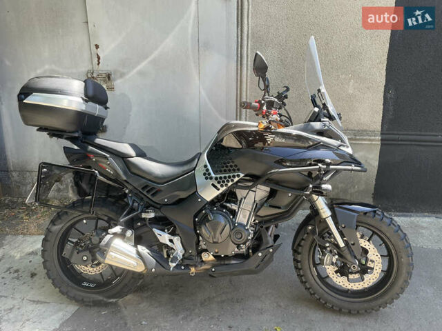 Черный Voge 500DS, объемом двигателя 0.5 л и пробегом 33 тыс. км за 3900 $, фото 1 на Automoto.ua