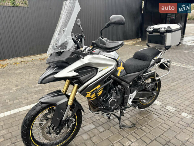 Voge DS525X 2023 в Житомире на Automoto.ua Серый Voge DS525X, объемом двигателя 0.49 л и пробегом 13 тыс. км за 6050 $, фото 10 на Automoto.ua