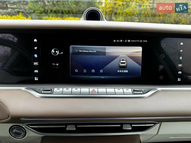 Бежевый Voyah Free, объемом двигателя 0 л и пробегом 40 тыс. км за 27990 $, фото 25 на Automoto.ua