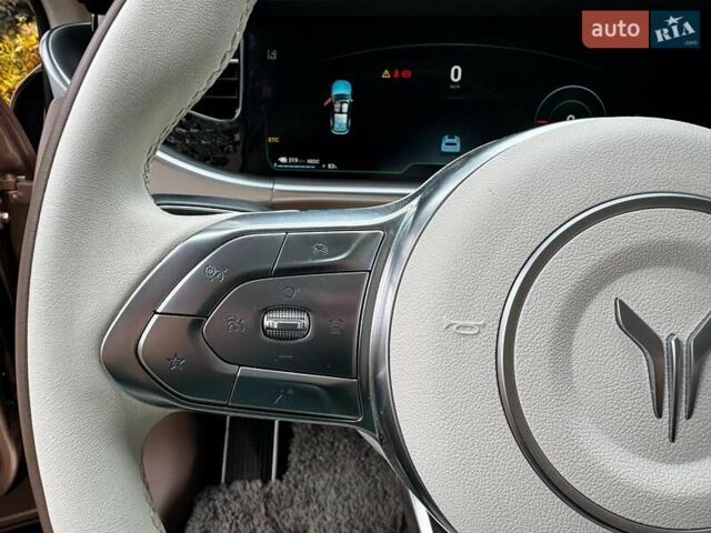 Бежевый Voyah Free, объемом двигателя 0 л и пробегом 40 тыс. км за 27990 $, фото 22 на Automoto.ua