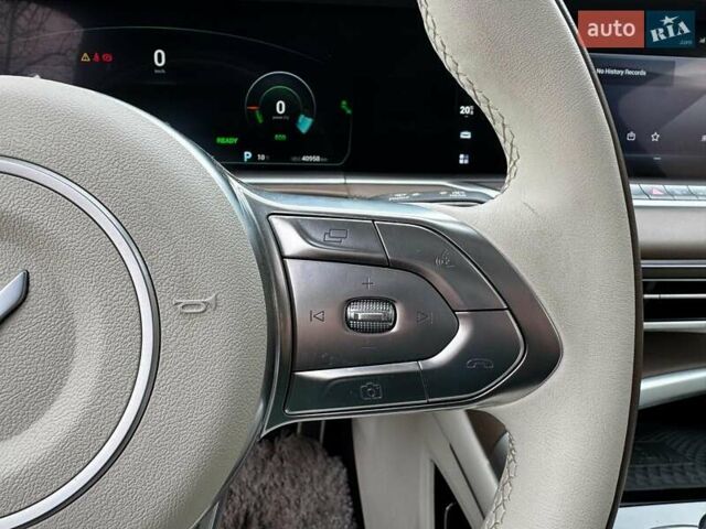 Бежевый Voyah Free, объемом двигателя 0 л и пробегом 40 тыс. км за 27990 $, фото 24 на Automoto.ua