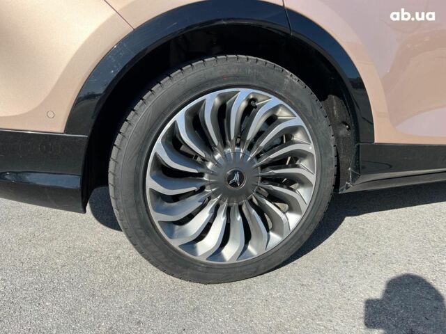 Бежевый Voyah Free, объемом двигателя 0 л и пробегом 40 тыс. км за 30990 $, фото 10 на Automoto.ua