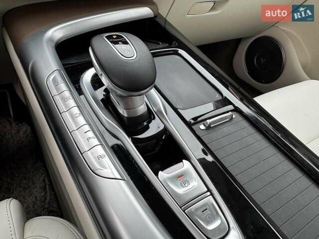 Бежевый Voyah Free, объемом двигателя 0 л и пробегом 40 тыс. км за 27990 $, фото 30 на Automoto.ua