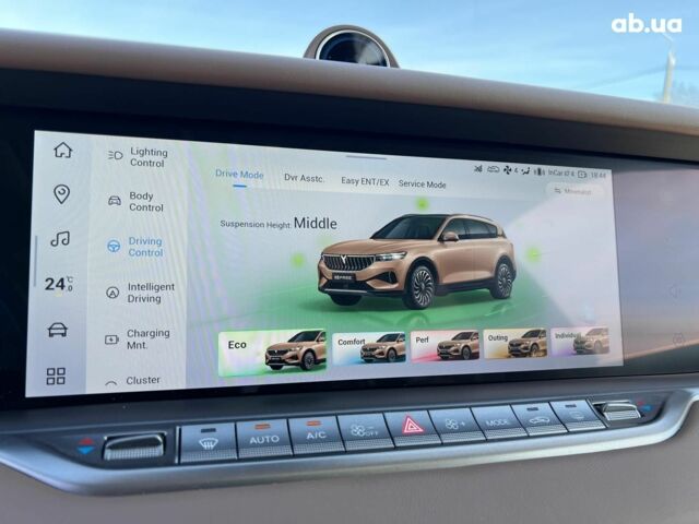 Бежевый Voyah Free, объемом двигателя 0 л и пробегом 40 тыс. км за 30990 $, фото 38 на Automoto.ua