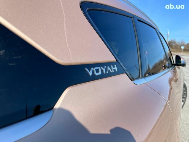 Бежевый Voyah Free, объемом двигателя 0 л и пробегом 40 тыс. км за 30990 $, фото 11 на Automoto.ua