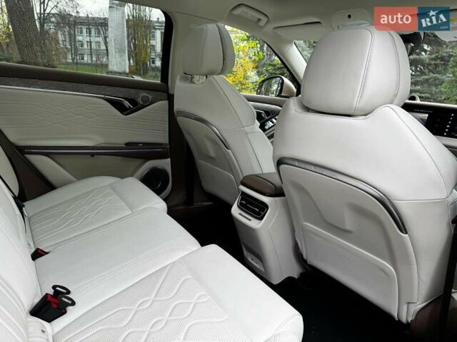 Бежевый Voyah Free, объемом двигателя 0 л и пробегом 40 тыс. км за 27990 $, фото 40 на Automoto.ua