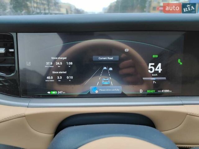 Синий Voyah Free, объемом двигателя 0 л и пробегом 65 тыс. км за 30000 $, фото 2 на Automoto.ua