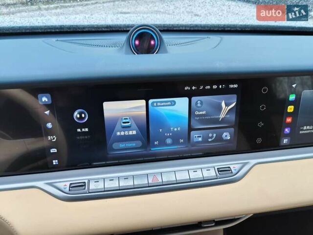 Синий Voyah Free, объемом двигателя 0 л и пробегом 65 тыс. км за 30000 $, фото 16 на Automoto.ua