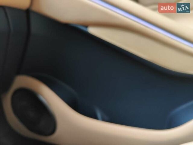 Синий Voyah Free, объемом двигателя 0 л и пробегом 65 тыс. км за 30000 $, фото 19 на Automoto.ua