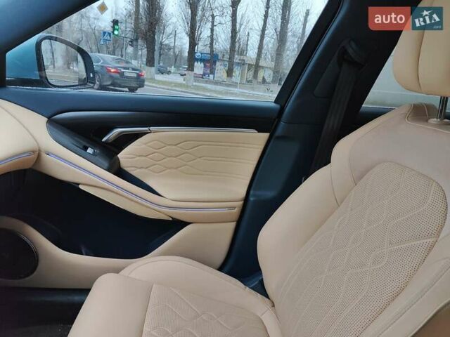 Синий Voyah Free, объемом двигателя 0 л и пробегом 65 тыс. км за 30000 $, фото 20 на Automoto.ua