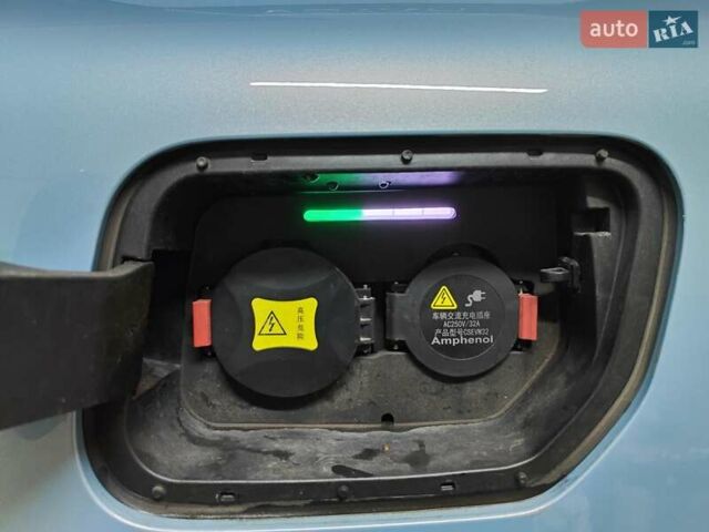 Синий Voyah Free, объемом двигателя 0 л и пробегом 65 тыс. км за 30000 $, фото 7 на Automoto.ua