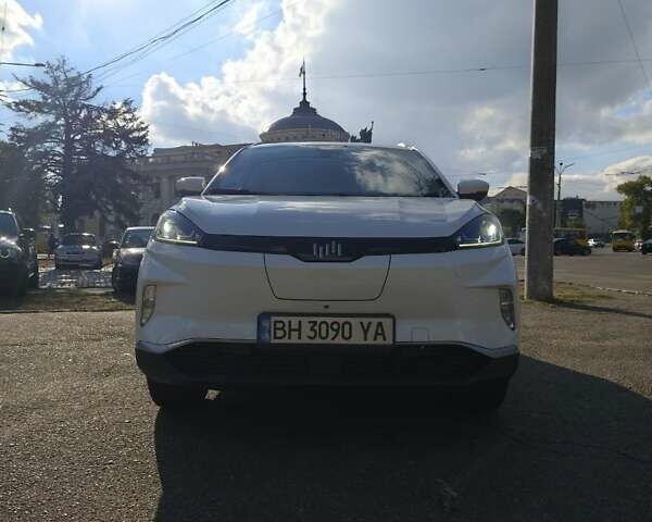 Weltmeister EX5 2019 в Одессе на Automoto.ua Белый Weltmeister EX5, объемом двигателя 0 л и пробегом 71 тыс. км за 13500 $, фото 4 на Automoto.ua