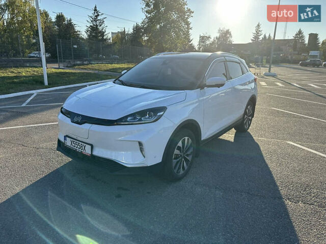 Weltmeister EX5 2019 в Житомире на Automoto.ua Белый Weltmeister EX5, объемом двигателя 0 л и пробегом 43 тыс. км за 15800 $, фото 8 на Automoto.ua