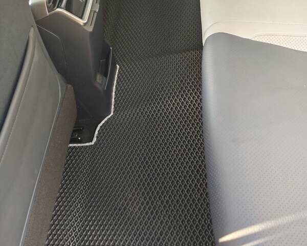 Weltmeister EX5 2019 в Одессе на Automoto.ua Белый Weltmeister EX5, объемом двигателя 0 л и пробегом 71 тыс. км за 13500 $, фото 40 на Automoto.ua