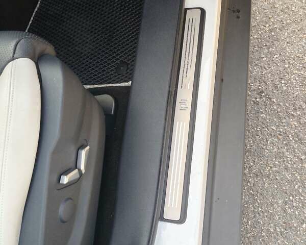 Weltmeister EX5 2019 в Одессе на Automoto.ua Белый Weltmeister EX5, объемом двигателя 0 л и пробегом 71 тыс. км за 13500 $, фото 20 на Automoto.ua